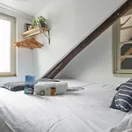 Charming Flat In The Historic Centre Of Paris - Welkeys